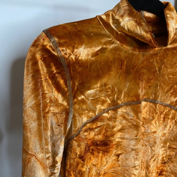 Aritzia Burnt Orange Crushed Mock Neck Top - Picture 3 of 5